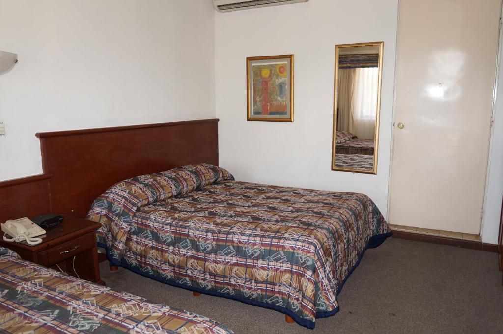 Maria Luisa Inn & Suites Juarez  Dış mekan fotoğraf