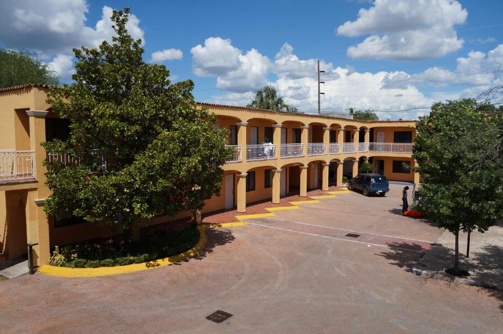 Maria Luisa Inn & Suites Juarez  Dış mekan fotoğraf