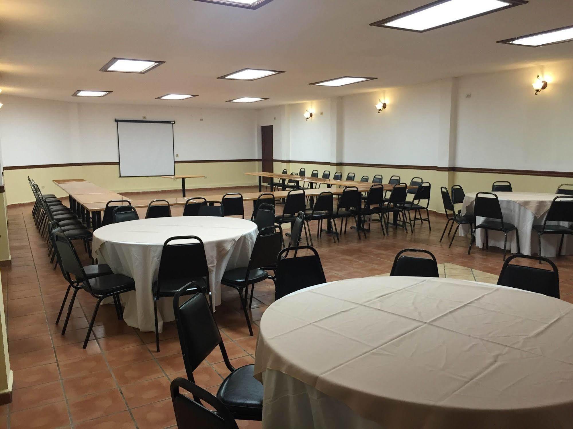 Maria Luisa Inn & Suites Juarez  Dış mekan fotoğraf